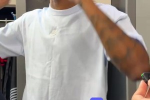 莫兰特赛后评杨瀚森：我来后他一直在进步 他已经理解我们要做的